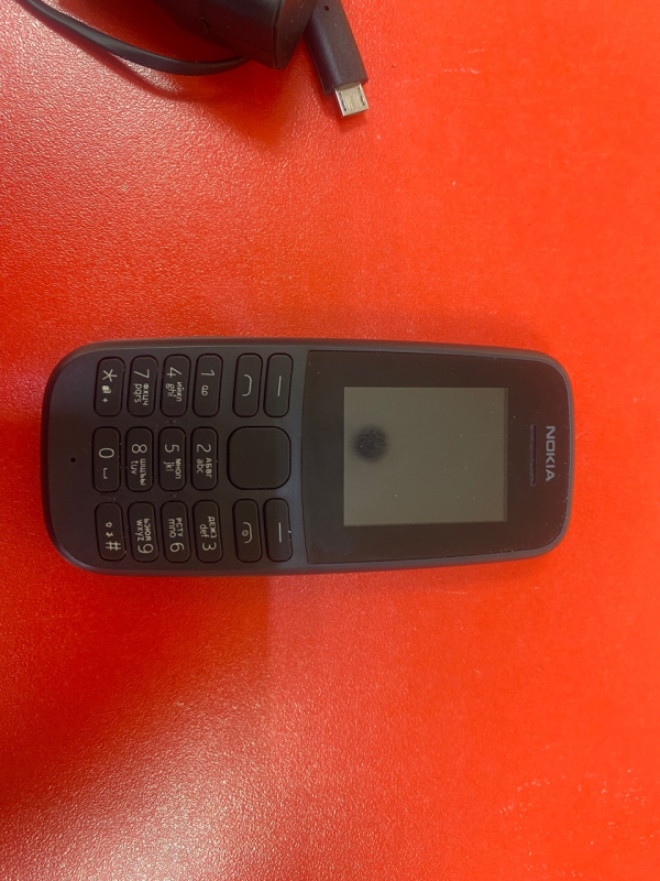 Мобильный телефон Nokia 105