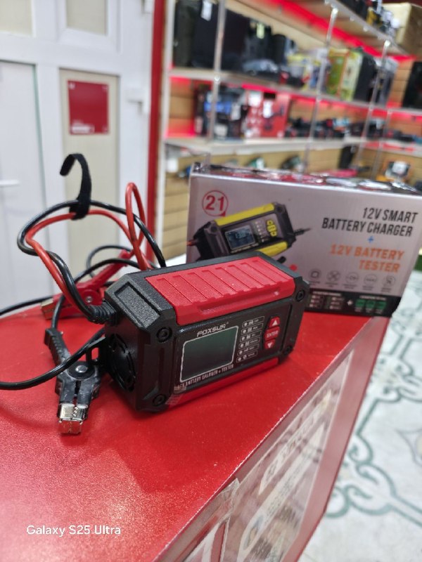 Авто аксессуар Автомобильное зарядное устройство  12V Smart Battery Charger