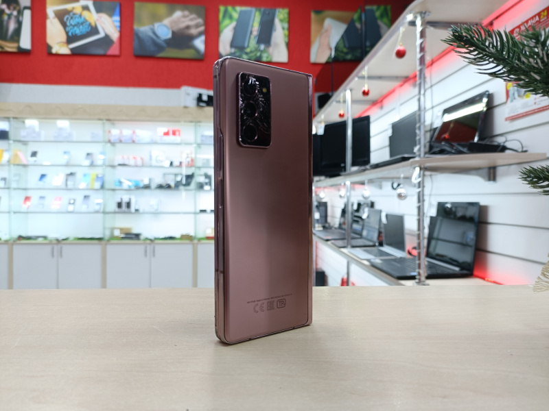 Мобильный телефон Samsung Galaxy Z Fold 2