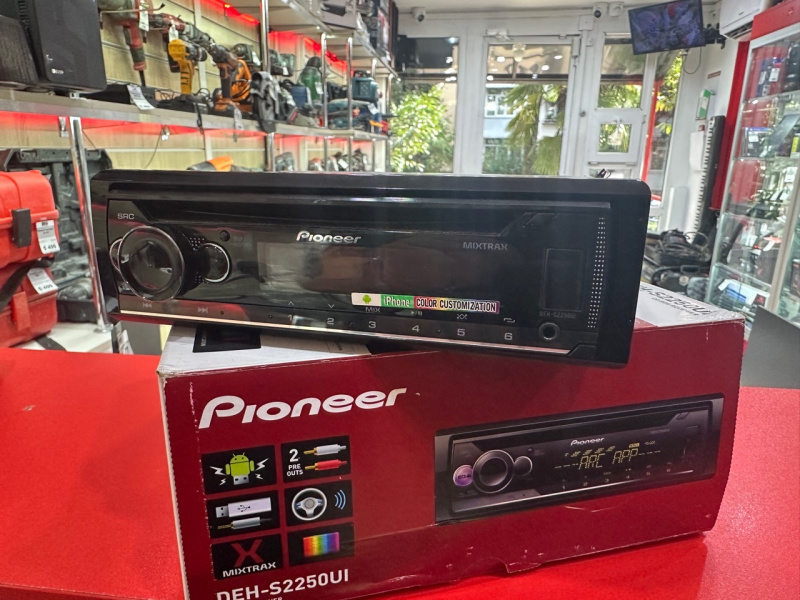 Автомагнитола Pioneer DEH-S225UI